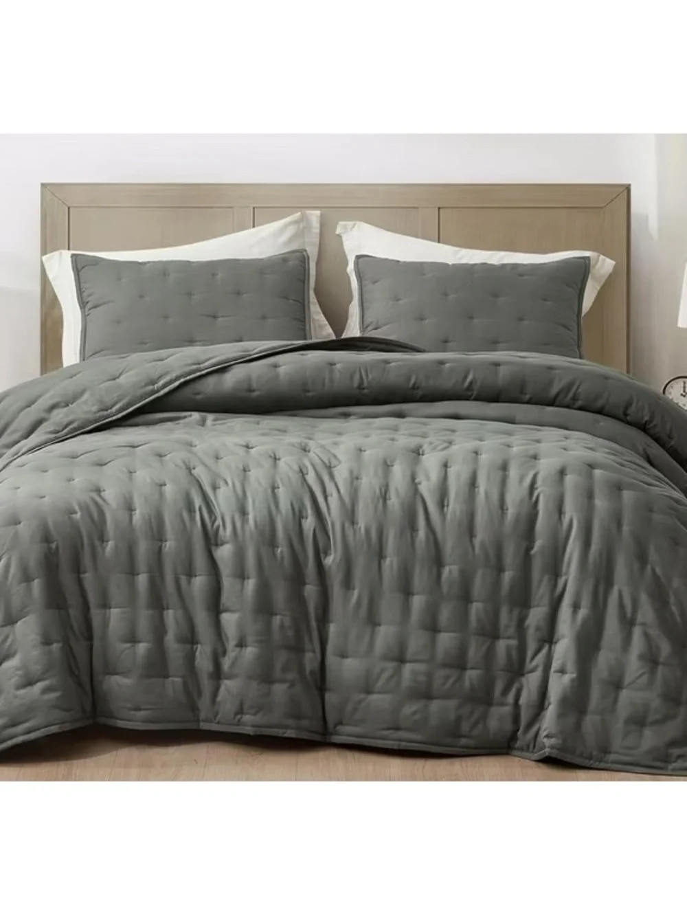 Gray Quilted oversized king 3 piece quilt Set
